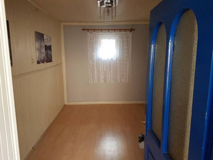 kuća u stajićevu besplatni mali oglasi