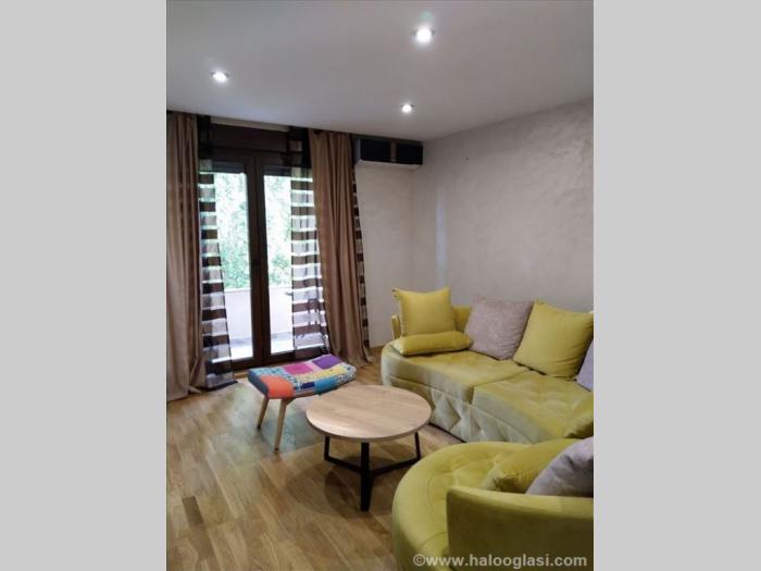 zemun, batajnica, 44m2, stevana dubajića besplatni mali oglasi