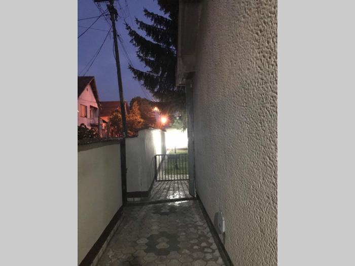 kuća u centru stare pazove besplatni mali oglasi