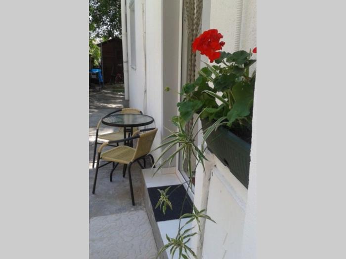 apartman i dva stana (izdavanje) budva besplatni mali oglasi