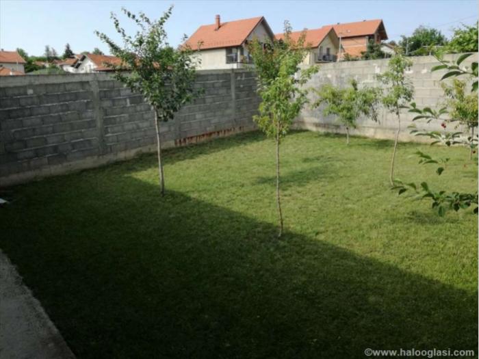 prodajem kuću u kaluđerici besplatni mali oglasi