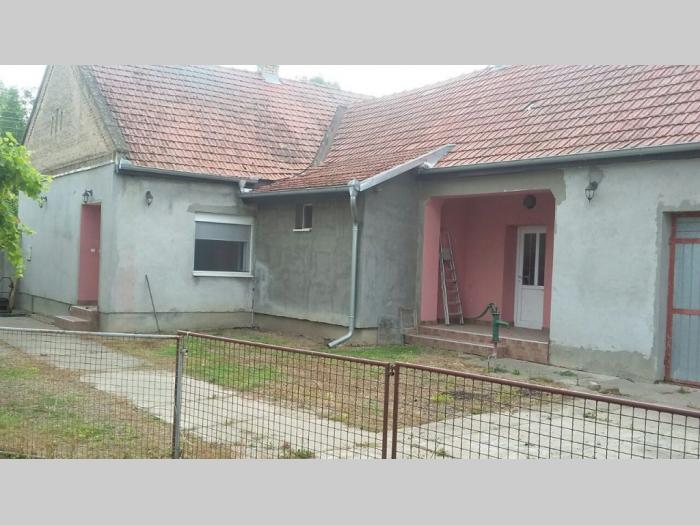 prodajem kuću u zmajevu na 24km od novog sada besplatni mali oglasi