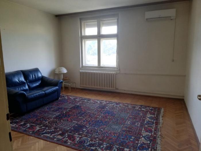 specijalni sud,ustanička,60m2 besplatni mali oglasi