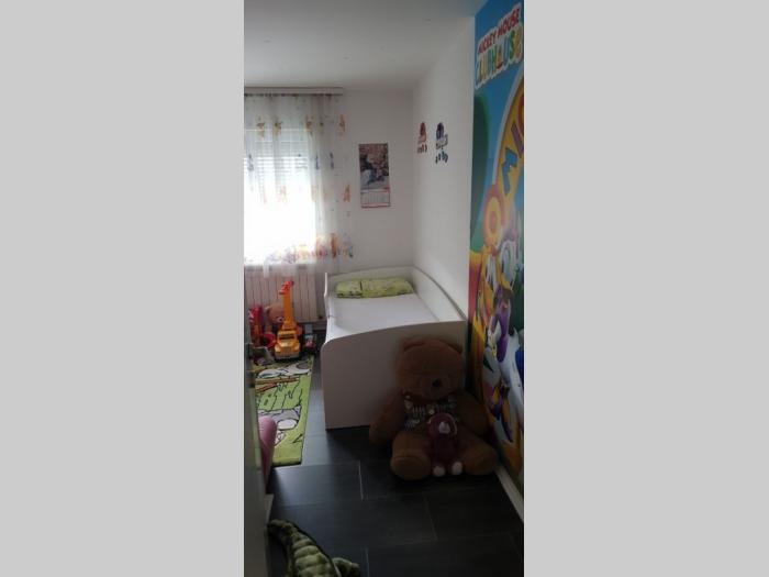 na prodaju porodična kuća u veterniku besplatni mali oglasi