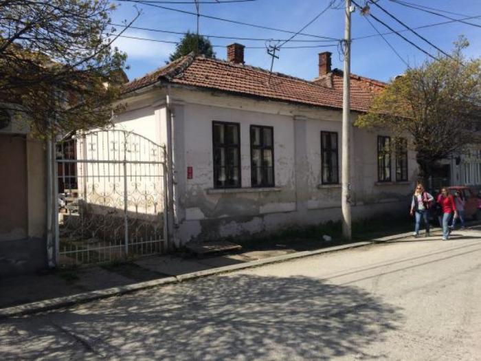kuća u centru grada besplatni mali oglasi