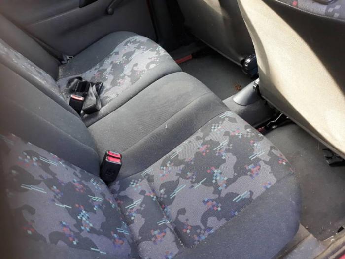 vw polo 98 god 1,4 benzin za delove besplatni mali oglasi