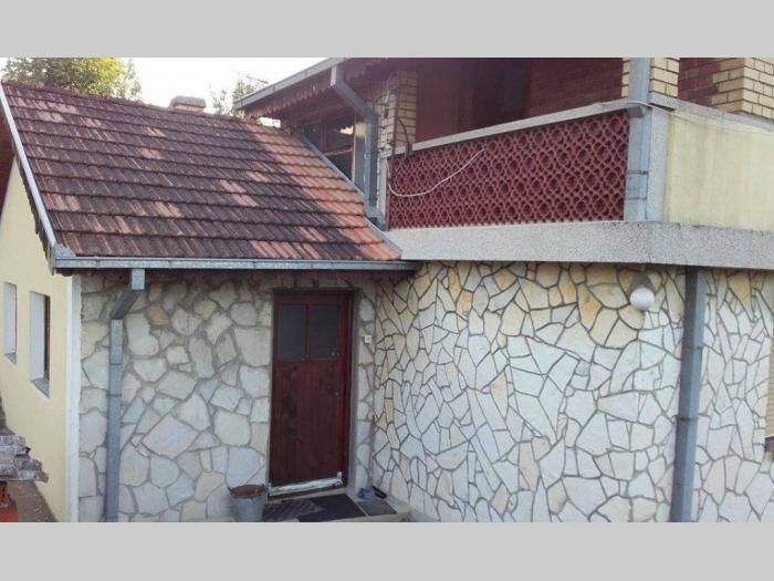 odlična kuća pored puta raška besplatni mali oglasi