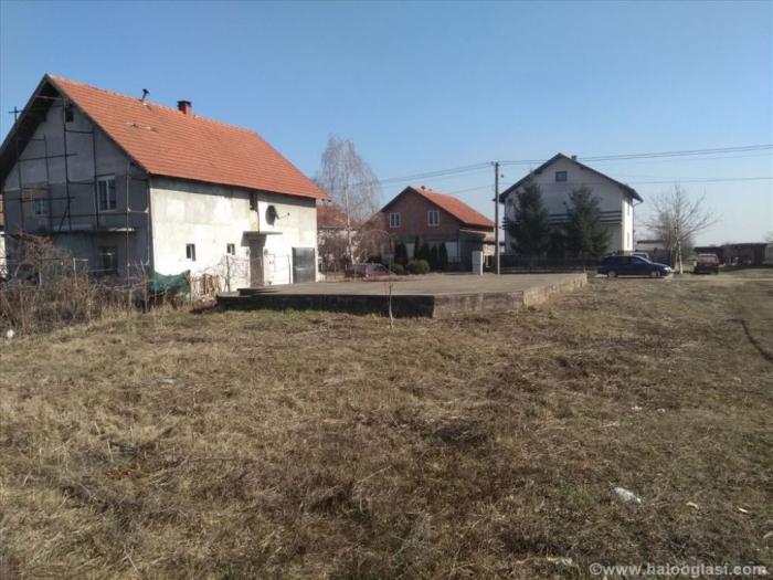 prodaja placa sa temeljem i građevinskom dozvolom besplatni mali oglasi