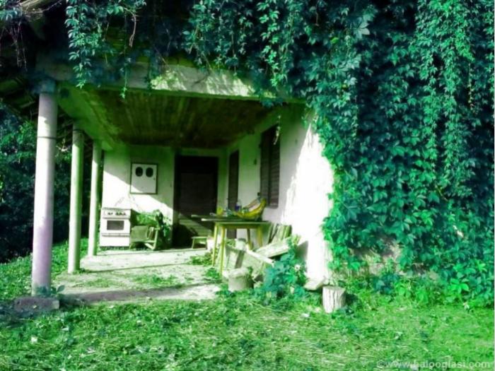 prodajem vikendicu, mesto seone besplatni mali oglasi