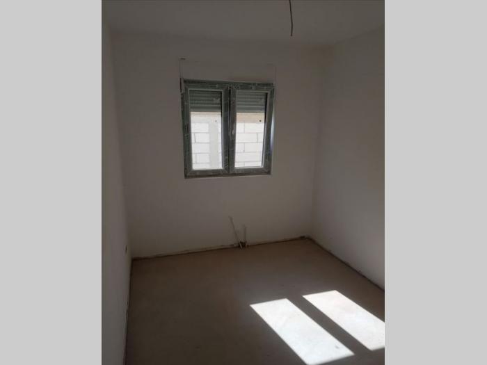 prodajem stan od 40m2 besplatni mali oglasi