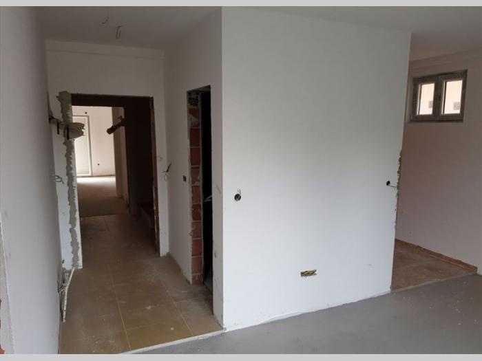 prodajem stan od 40m2 besplatni mali oglasi