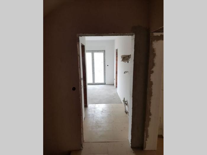 prodajem stan od 40m2 besplatni mali oglasi