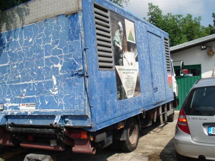 kamion mercedes benz 914 sa opremom za industrijska čišćenja besplatni mali oglasi
