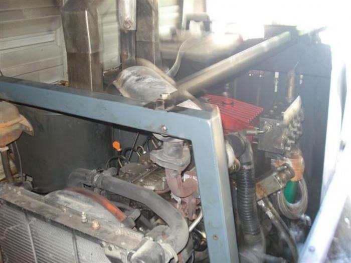 mercedes 508 kombi sa opremom besplatni mali oglasi