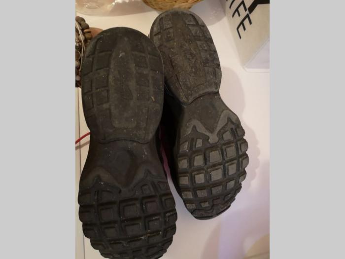 patike nike, broj 38,5 kao nove, vrlo očuvane besplatni mali oglasi