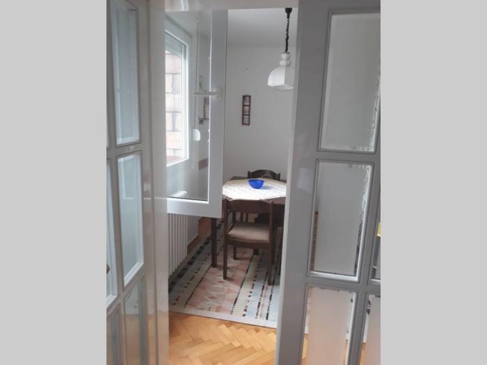 novi beograd, otona župančiča, 60m2 besplatni mali oglasi