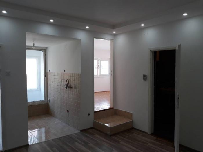 zemun, železnička kolonija, 55m2 besplatni mali oglasi