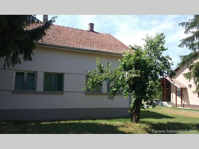 kuća u karađorđevu besplatni mali oglasi