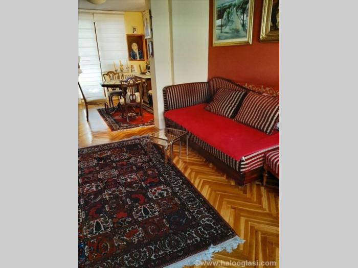 hitno prodajem stan dupleks u centru novog sada besplatni mali oglasi