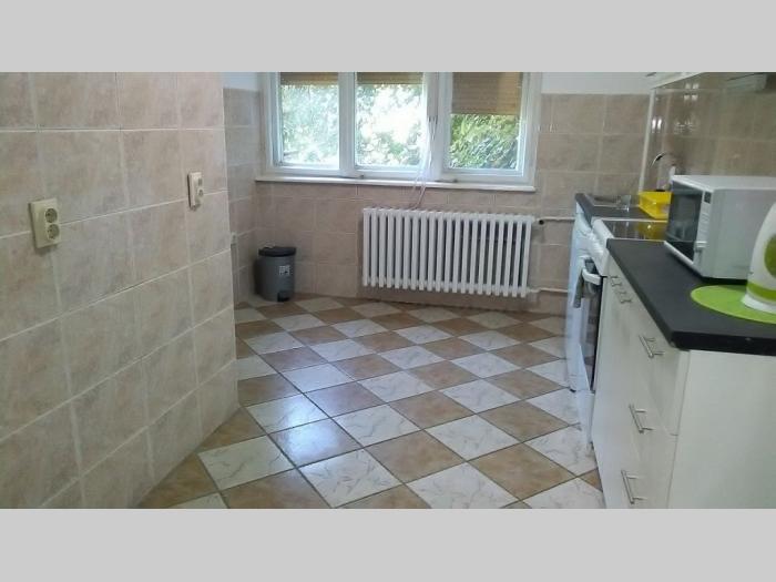 centar, vasina, 2 5,lux,namešten,parking besplatni mali oglasi