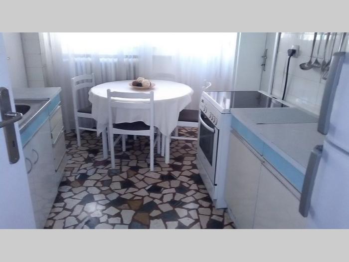 izdavanje, centar, kralja petra 4 0, namešten, parking besplatni mali oglasi