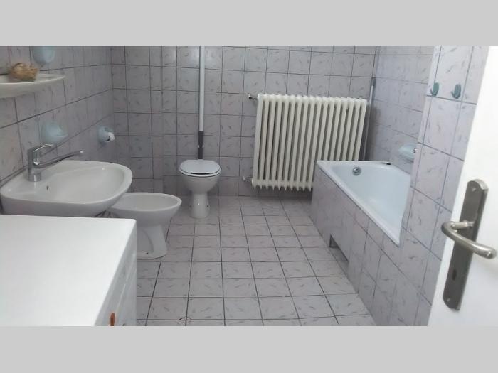 izdavanje, centar, kralja petra 4 0, namešten, parking besplatni mali oglasi