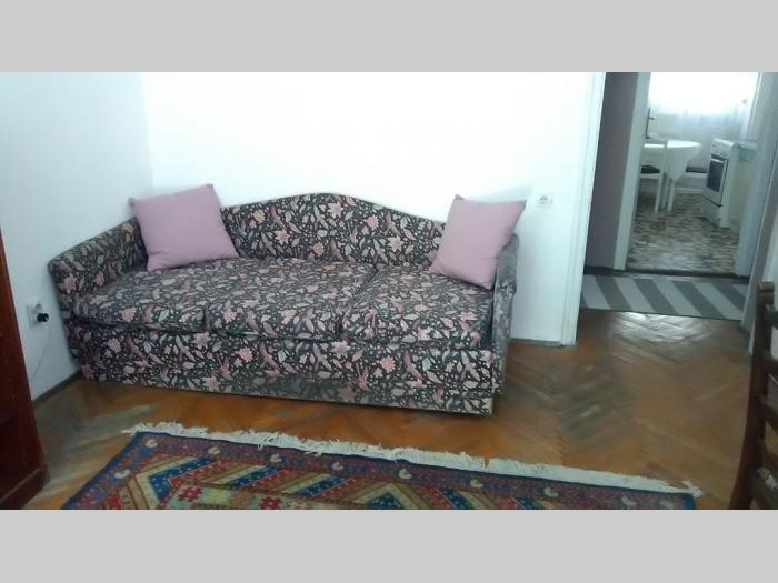 izdavanje, centar, kralja petra 4 0, namešten, parking besplatni mali oglasi