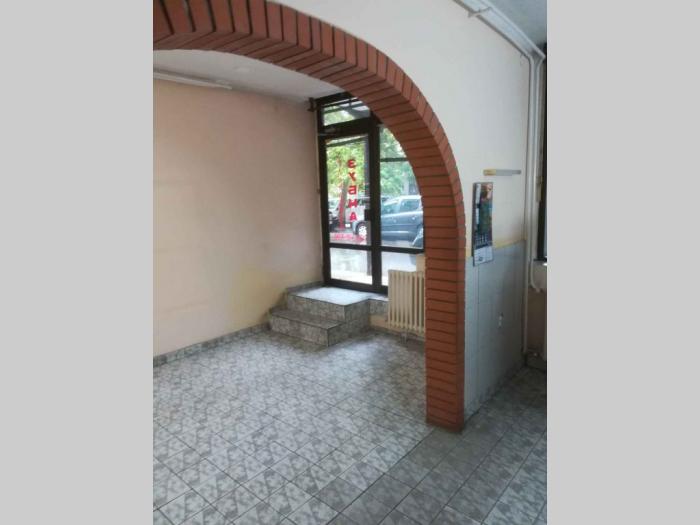 izdajem lokal u mirijevu besplatni mali oglasi