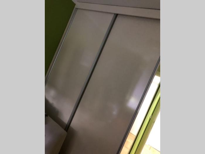 prodajem stan u železniku besplatni mali oglasi