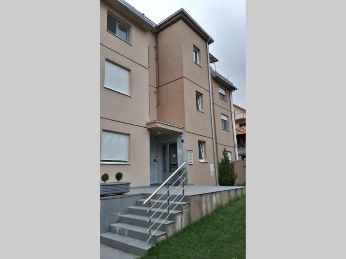 prodajem stan u železniku besplatni mali oglasi