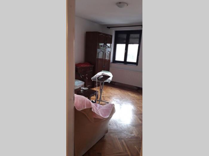 prodajem stan 42m2 u centru aranđelovca besplatni mali oglasi