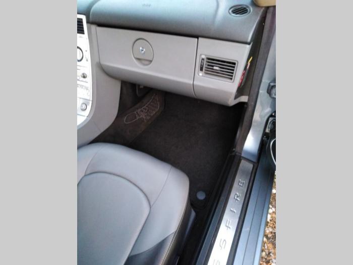 chrysler crossfire jedinstven krajsler u srbiji besplatni mali oglasi