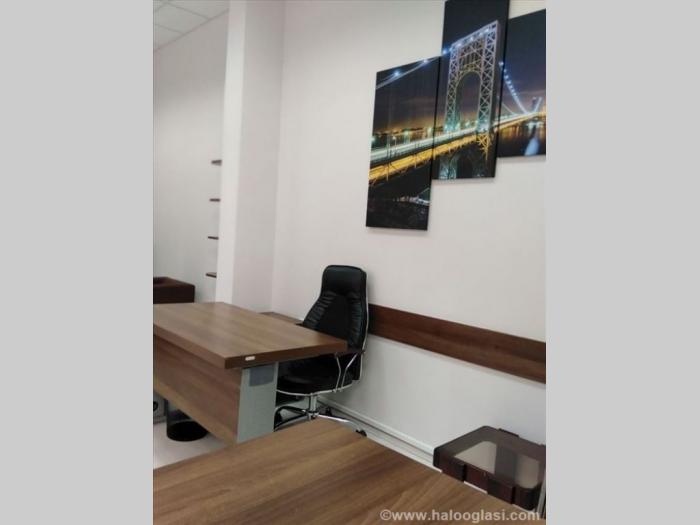 izdaje se lokal 25m2 u atrijumu zgrade kod arene besplatni mali oglasi