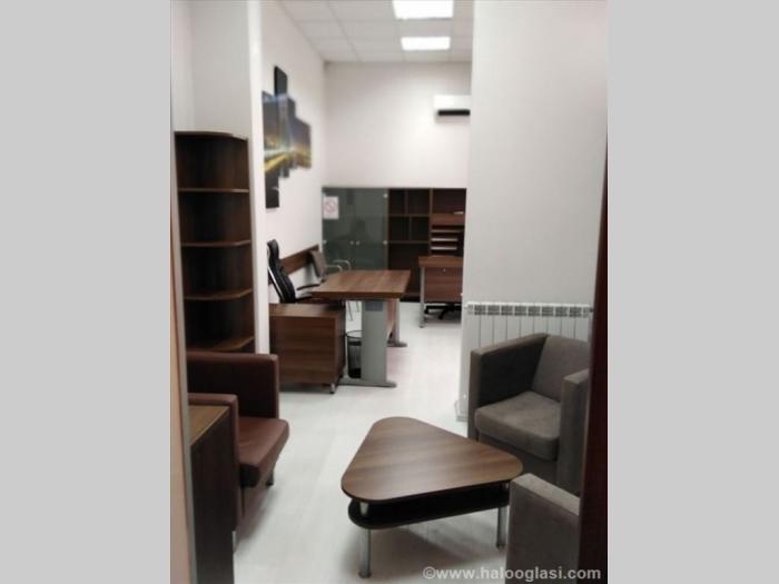 izdaje se lokal 25m2 u atrijumu zgrade kod arene besplatni mali oglasi