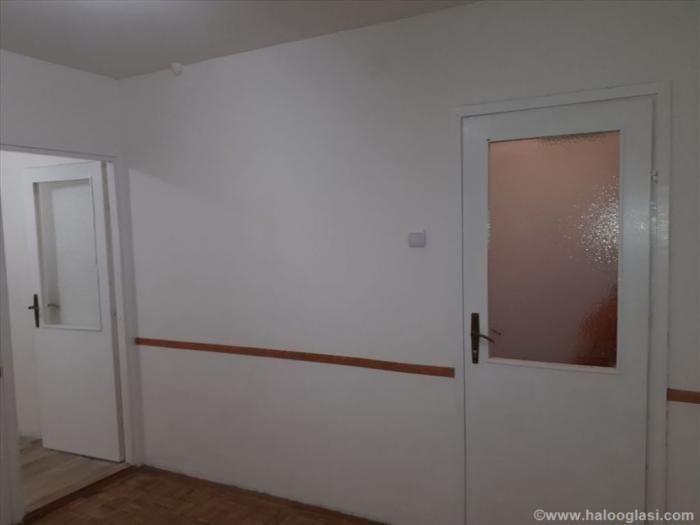 odličan stan, 50m2, renoviran, uknjižen, mirijevo pijaca besplatni mali oglasi