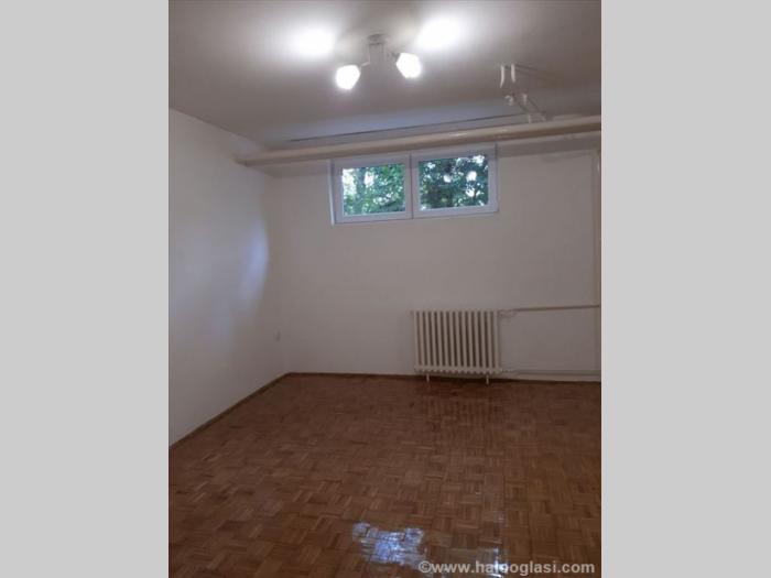 odličan stan, 50m2, renoviran, uknjižen, mirijevo pijaca besplatni mali oglasi