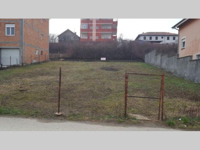 prodajem plac medaković iii besplatni mali oglasi
