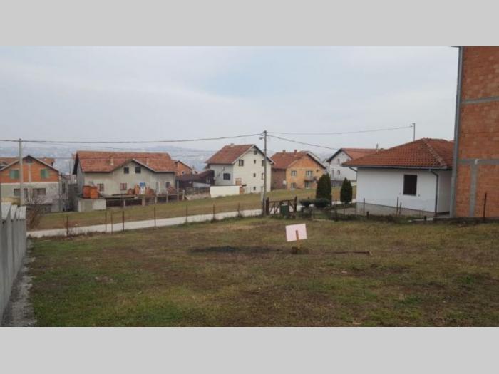 prodajem plac medaković iii besplatni mali oglasi
