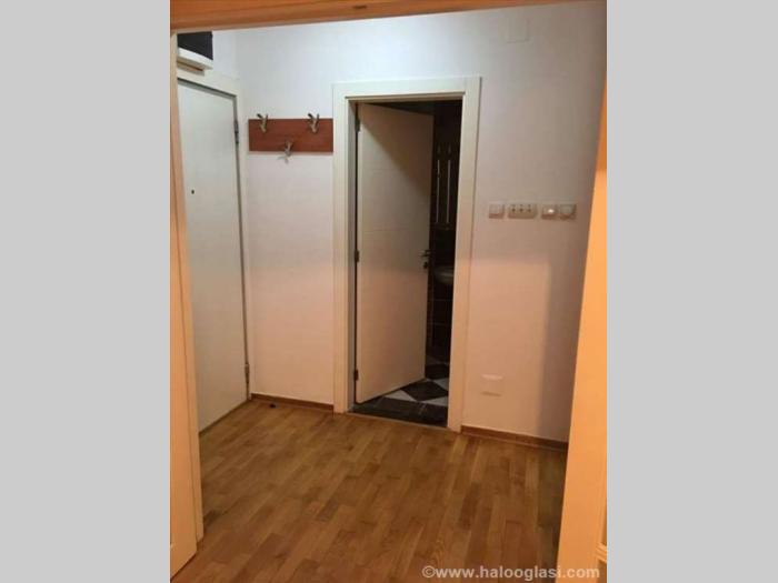 centar, sarajevska kod tehnomanije, bez posrednika besplatni mali oglasi
