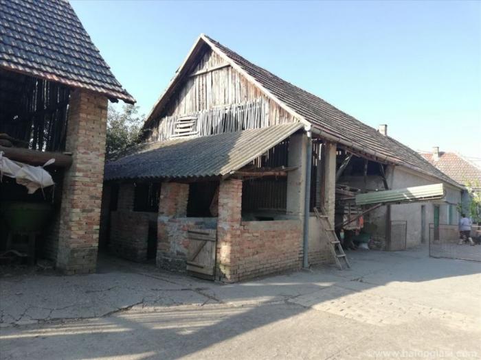 domačinska kuća na selu besplatni mali oglasi