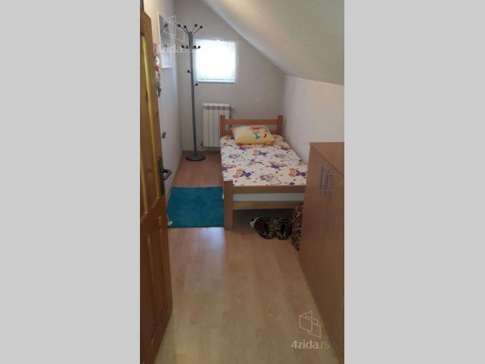 dve kuće na jednom placu sremska mitrovica besplatni mali oglasi