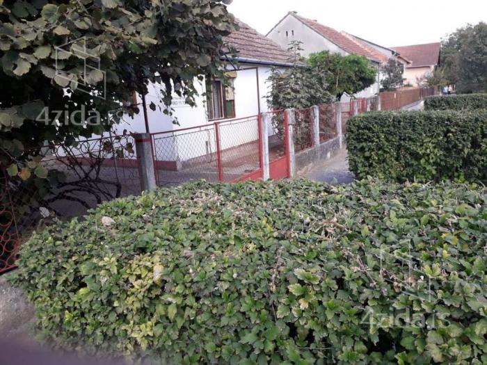 na prodaju kuća u rumenki besplatni mali oglasi