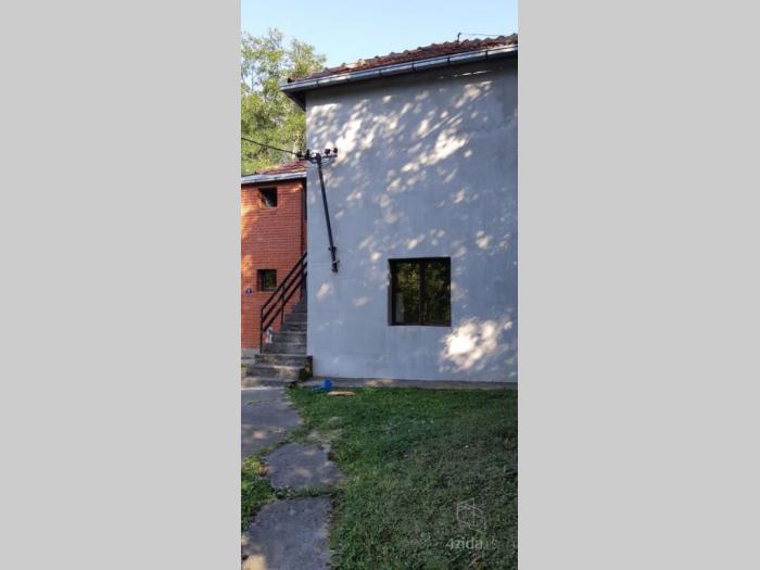 kuca na prodaju gornji milanovac rudnik besplatni mali oglasi