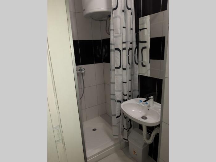 studio, apartmani, stan na dan ledine besplatni mali oglasi