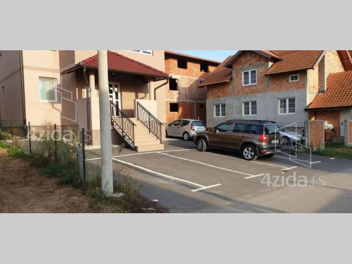 uknjižen, 2 0, stan, jajinci besplatni mali oglasi