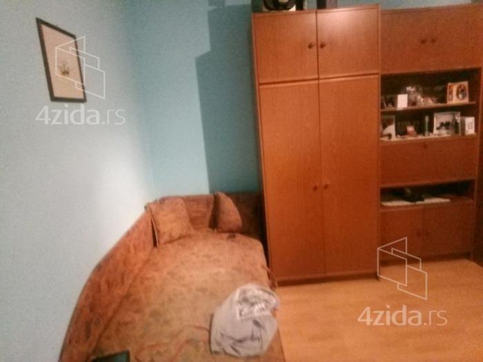 na prodaju kuća u srbobranu besplatni mali oglasi
