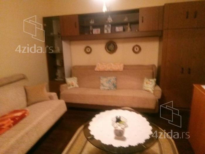 na prodaju kuća u srbobranu besplatni mali oglasi
