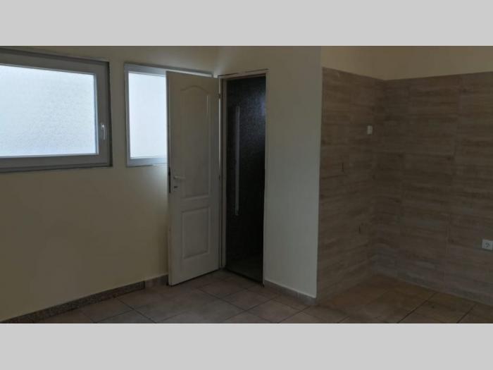 izdajem lokal besplatni mali oglasi