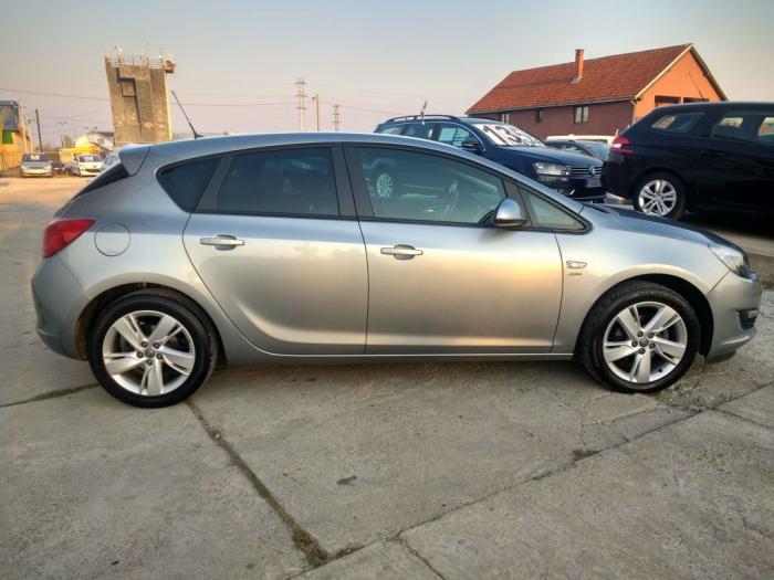 opel astra j 1 4 besplatni mali oglasi
