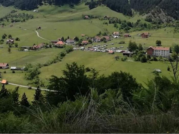 na prodaju plac zlatibor, jablanica besplatni mali oglasi